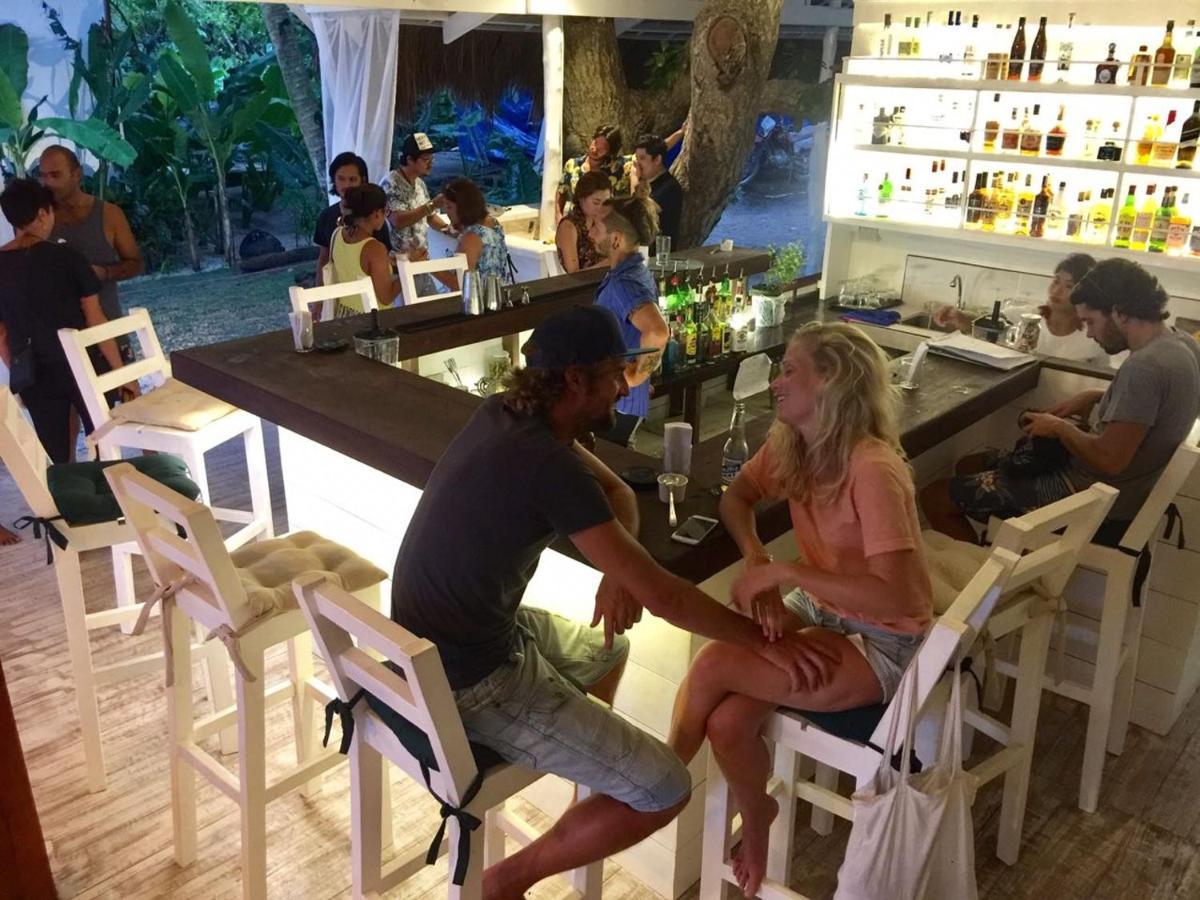 White Banana Beach Club Генерал-Луна Экстерьер фото